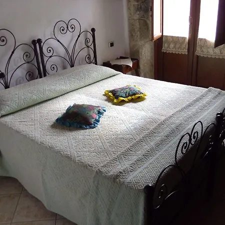 Sa Dom'e Forru Collinas
