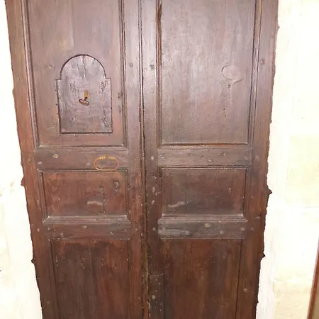 Sa Dom'e Forru Oda ve Kahvaltı Collinas