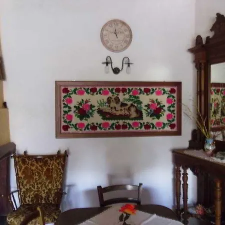 Sa Dom'e Forru Oda ve Kahvaltı Collinas