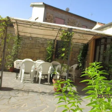 Bed & Breakfast Sa Dom'e Forru Collinas
