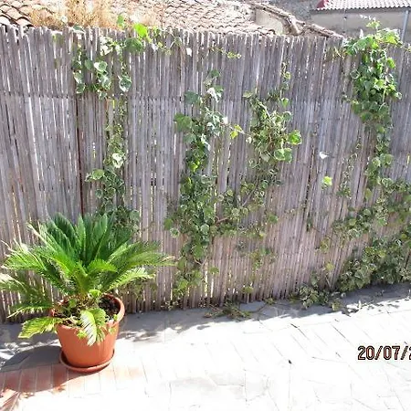 Bed & Breakfast Sa Dom'e Forru 2*